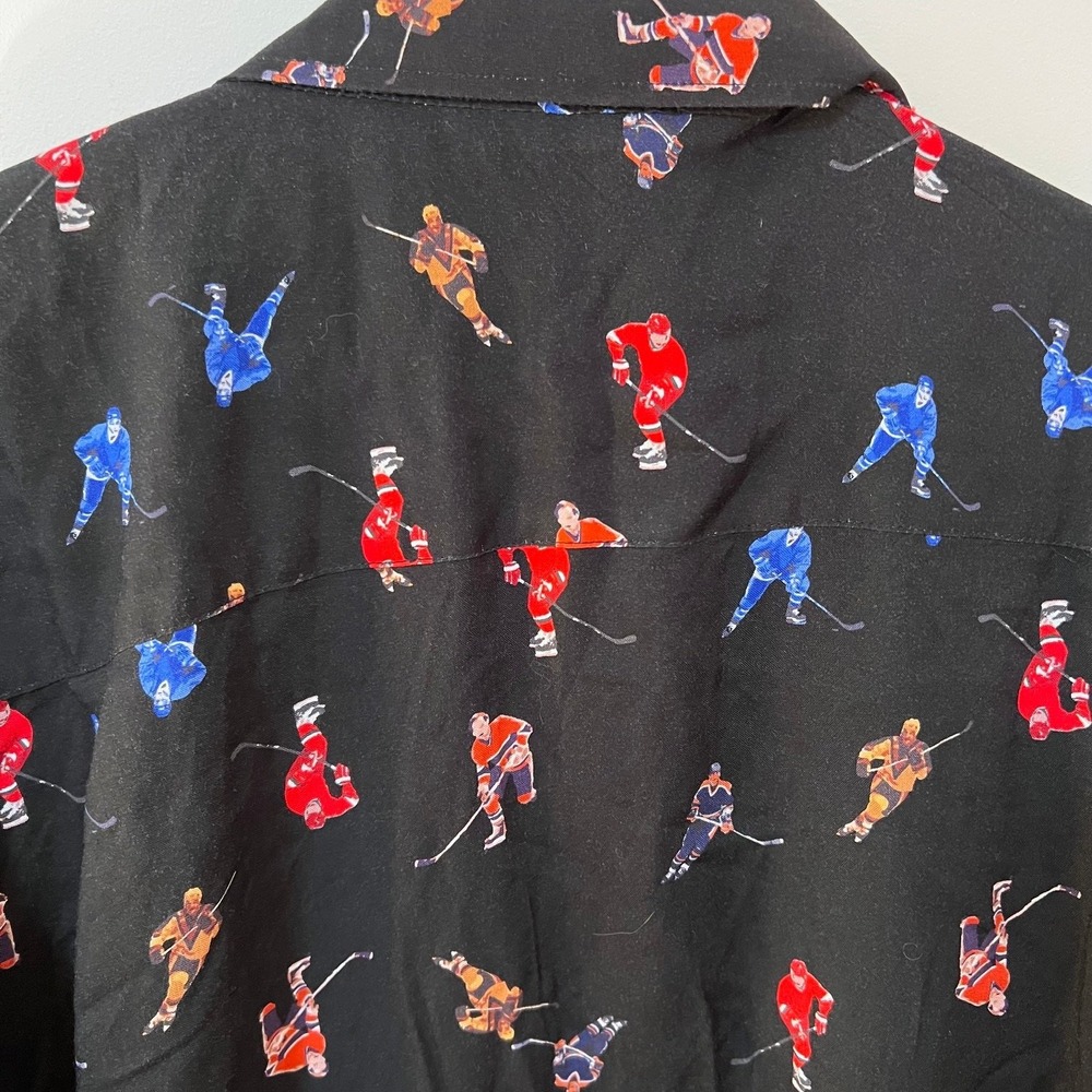 BLUE SKY GUY Men's XL Black Hockey Player Pattern Casual Button-Down Shirt - Picture 7 of 16